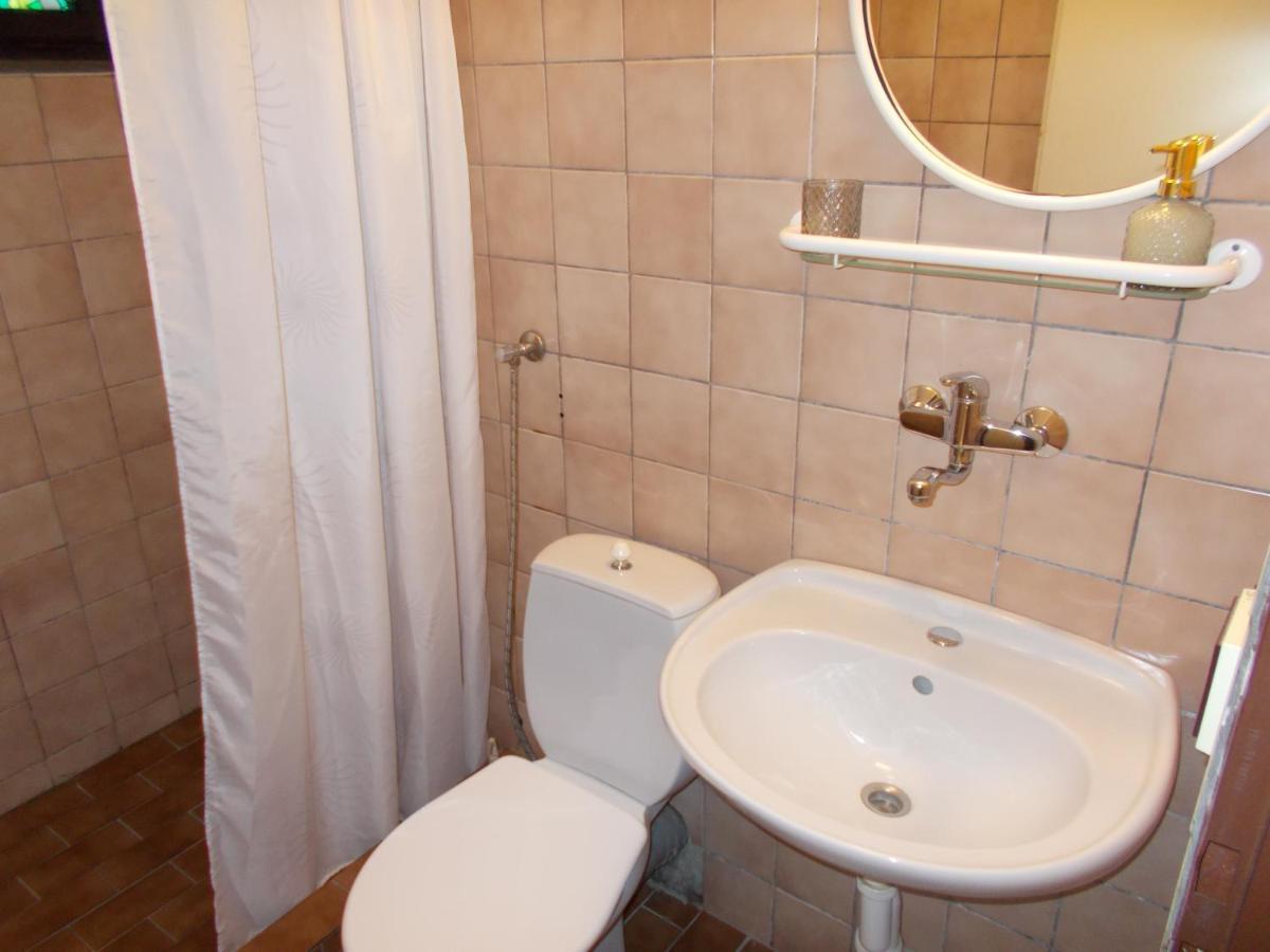 Pension Tara Teplice nad Metují Exteriör bild