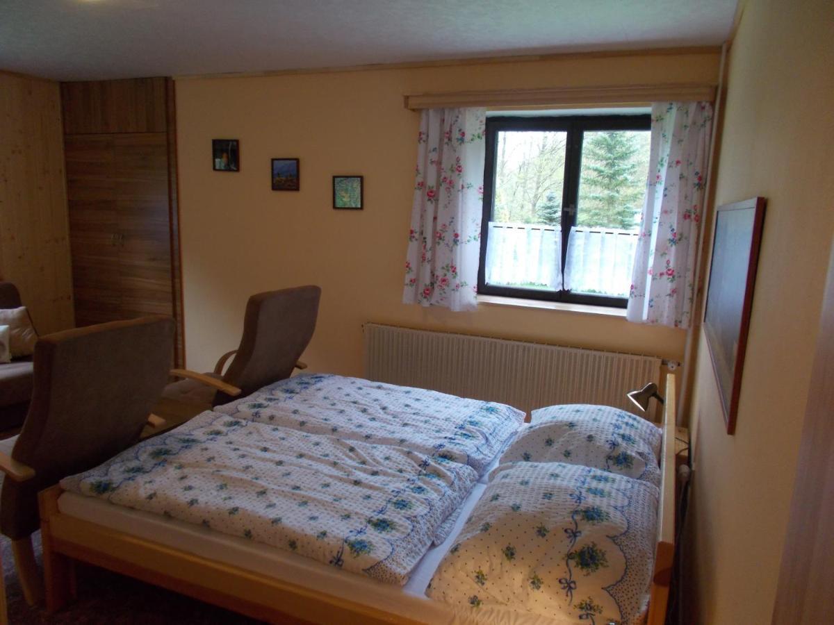 Pension Tara Teplice nad Metují Exteriör bild